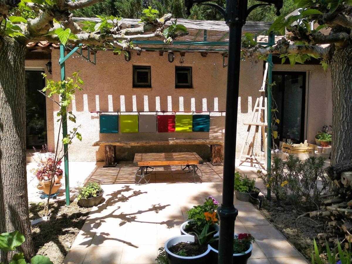 Chambre Independante Piscine, Parc, Cuisine... Brézilhac 외부 사진